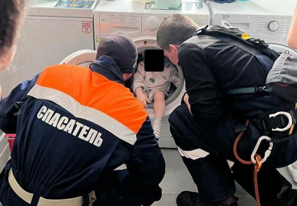 Почти космонавт: в Казани спасатели вытащили двухлетнего малыша из стиральной машины 05/03/2026 &ndash; Новости