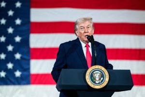 Трамп предрек США депрессию 1929 года и собственный импичмент, если демократы возьмут Конгресс