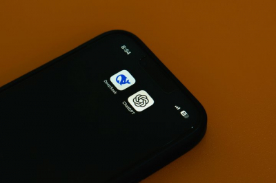 Удаления приложения ChatGPT взлетели на 295% после новостей о сотрудничестве с Министерством обороны