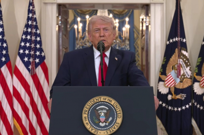 «Весь ад обрушится на них»: Трамп дал срок Ирану