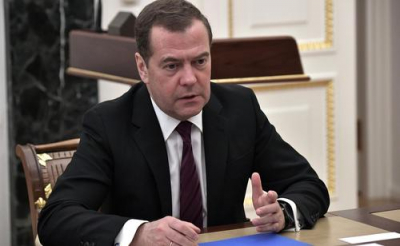 Медведев прокомментировал введение в Евросоюзе в действие регламента о полном запрете импорта российского СПГ с 2027 года