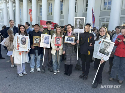 Казан урамнары буйлап «Үлемсез полк» үтте: «Онытырга хакыбыз юк!»