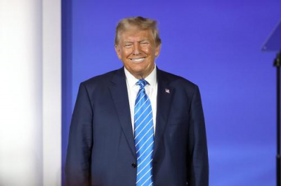Трамп допустил, что может покинуть пост президента США лишь через 8-9 лет
