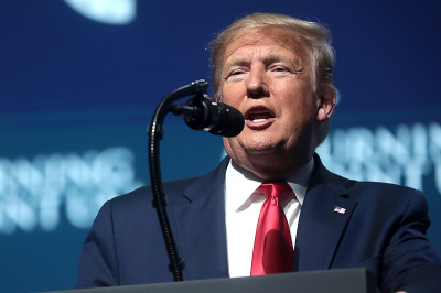 Трамп угрожает Великобритании введением пошлин из-за налога на цифровые услуги
