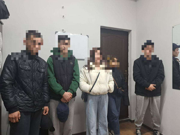 В Алматы задержали грабителей, использовавших девушек в качестве приманки