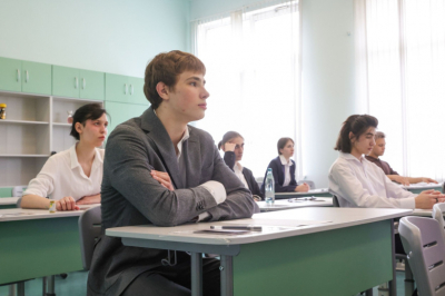 Психолог раскрыла, чем опасно денежное поощрение 100 баллов за ЕГЭ