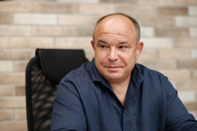 Марат Идрисов, «Кофе-Тайм»: «Могу снять пиджак и пойти мыть кофе-автомат»