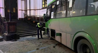 Разбираем видео жуткой аварии в центре Екатеринбурга: оно многое объясняет