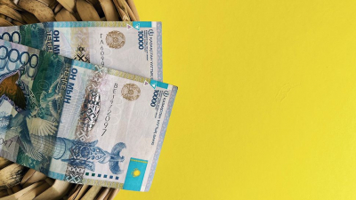 Девальвационные ожидания казахстанцев достигли рекордных значений