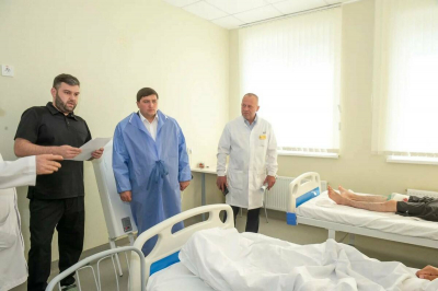 Радмир Беляев навестил пострадавших при атаке БПЛА на Нижнекамск