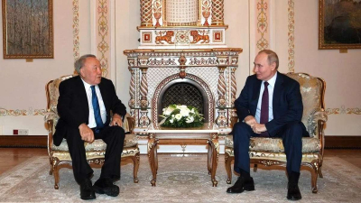 Путин встретился с первым президентом Казахстана Назарбаевым