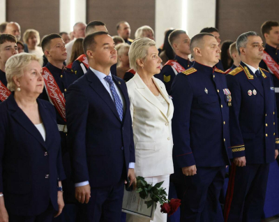 Делегация РТ поздравила первых выпускников Луганского кадетского корпуса СК РФ